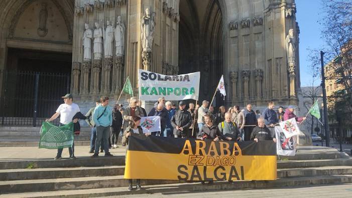 Solaria, sus engaños, y los colaboradores necesarios