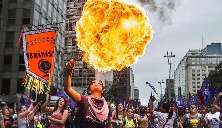 La pobreza sigue teniendo rostro de mujer