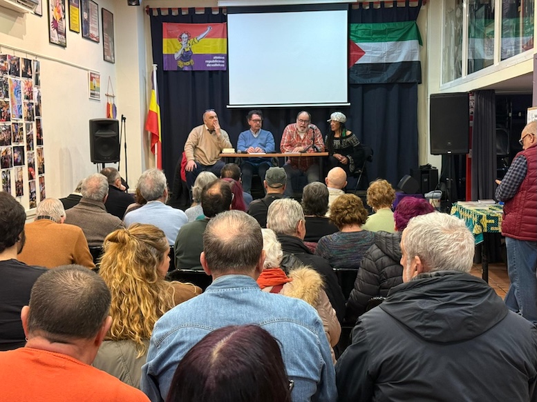 El auge de China despierta gran interés en Vallekas