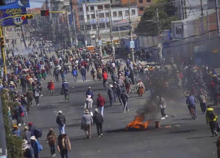 Bolivia: la crisis social y política del cuestionado Rodrigo Paz