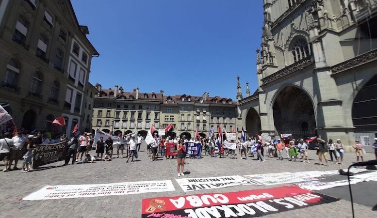 Exitosa manifestación de solidaridad con Cuba en Suiza
