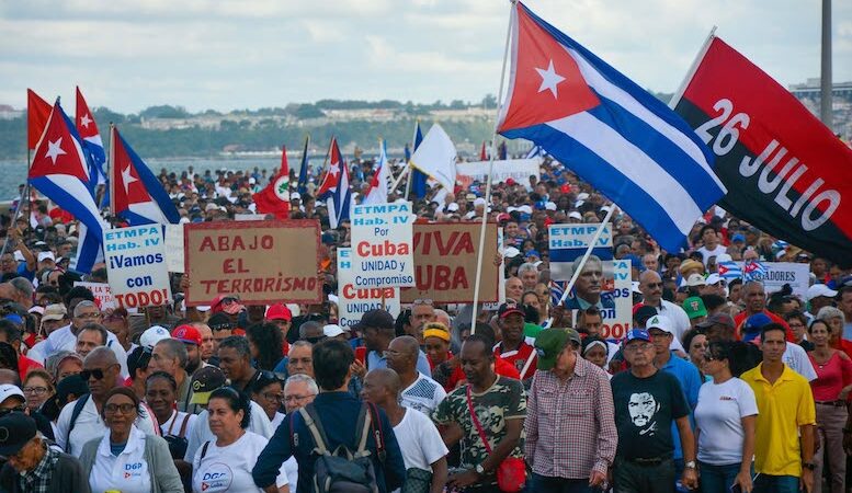 Contra Cuba y todos los que no se someten