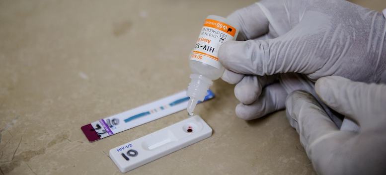 El progreso contra el sida, en jaque. 3000 adolescentes contraen el virus cada semana en África