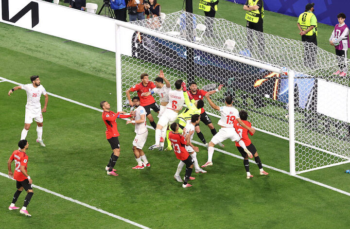 Demandan a la FIFA por 1.000 millones de dólares tras polémica eliminación de Irán del Mundial