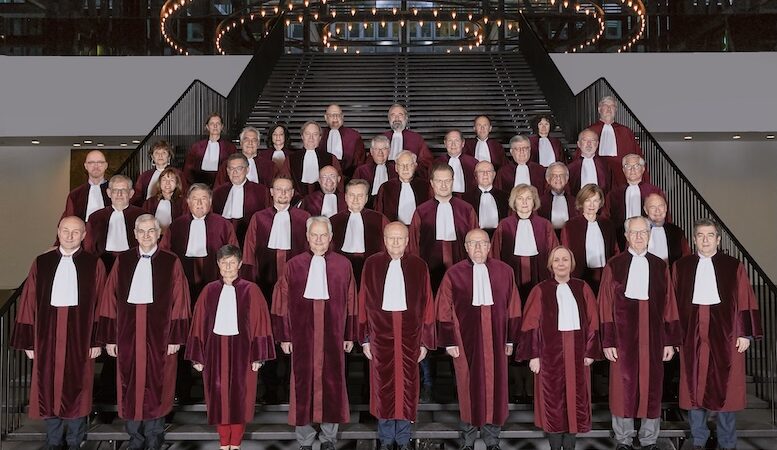 Tribunal europeo: «No se lo digas a nadie»