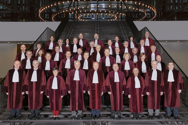 Tribunal europeo: «No se lo digas a nadie»