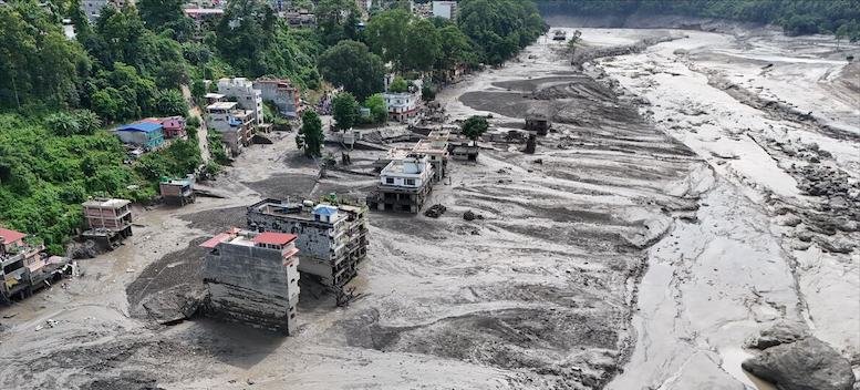 La nueva normalidad en el Himalaya: deshielo, muerte y la cuenta atrás para adaptarse