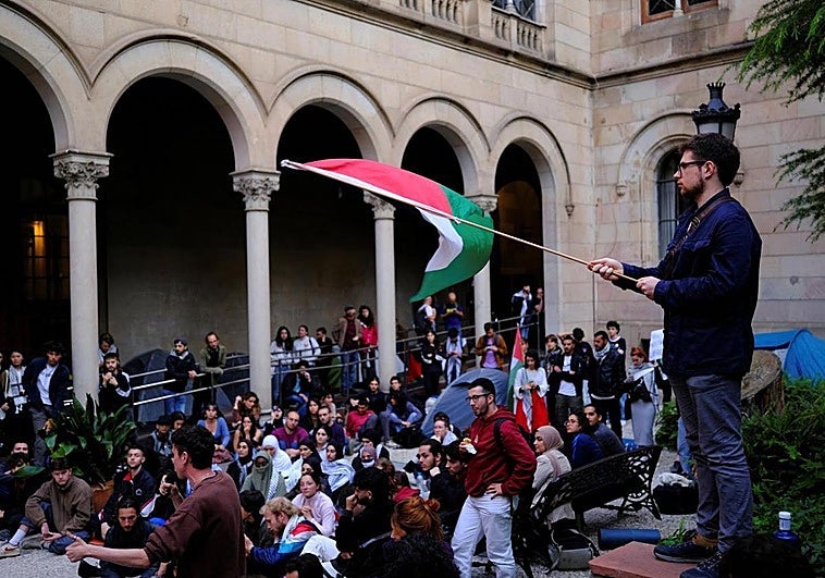 La Universidad Estallada: Un otoño de desafíos