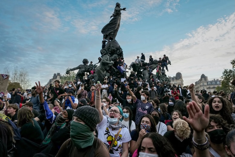 Francia: se masifica el movimiento estudiantil defendiendo la pública y contra la represión